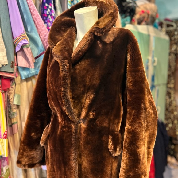 Vintage Sheared Beaver Fur Coat - Picture 3 of 15